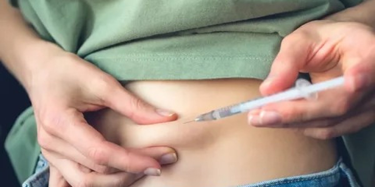 Fat Melting Injection in Dubai: Targeting Hormonal Imbalance-Related Fat
