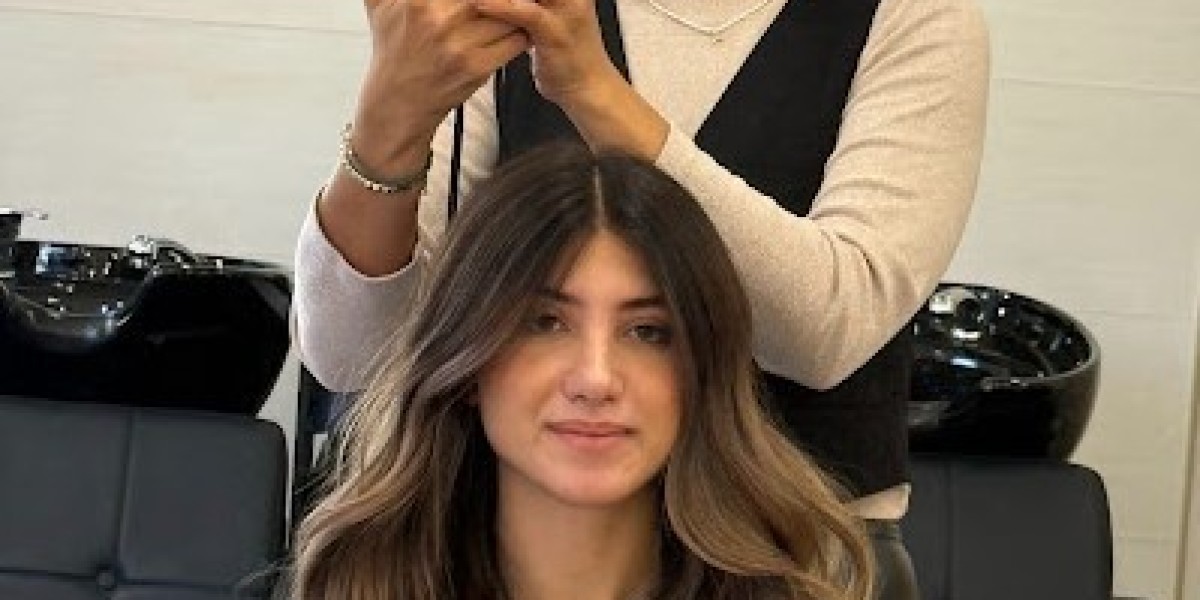 Hair Dresser Marbella – Your Ultimate Luxury Transformation Awaits