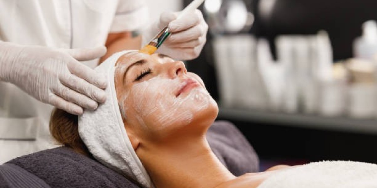 How Chemical Peels Improve Skin Tone and Clarity