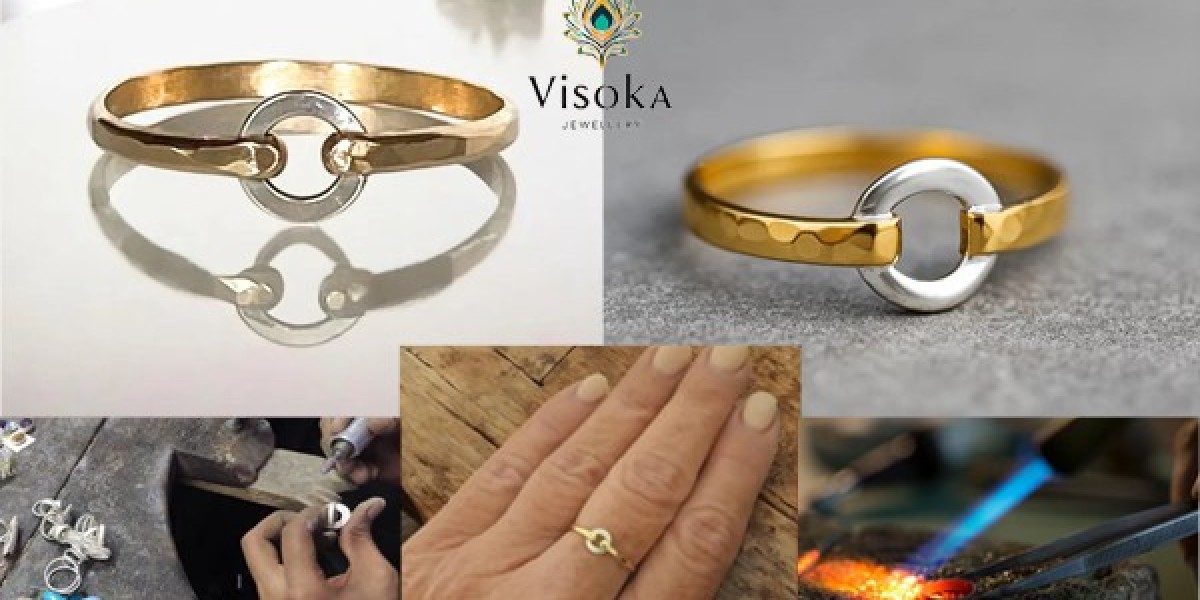 Handcrafted Elegance with the Hammered Gold and Silver Ring
