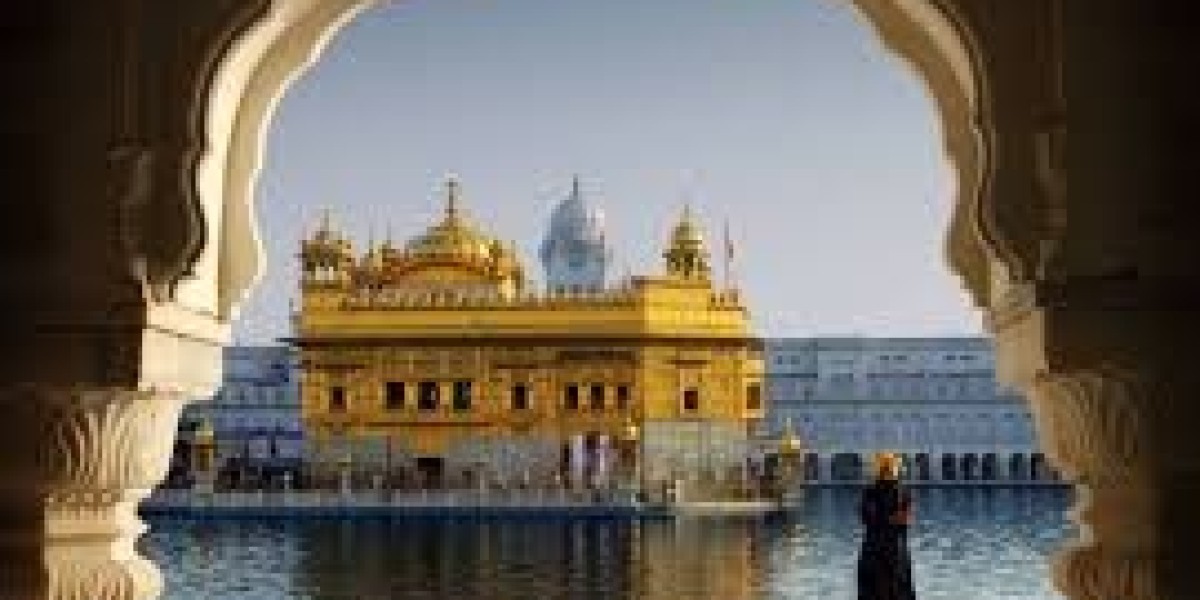 Cab from Ludhiana to Amritsar