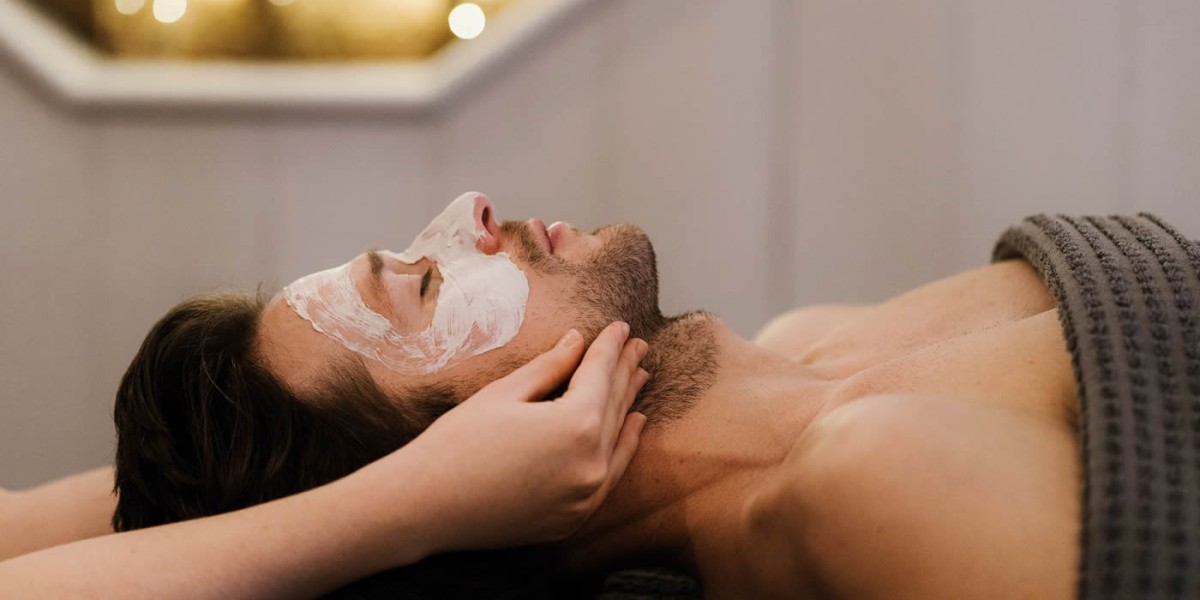 Men’s Facial Approach for Enhancing Circulation and Reducing Surface Roughness