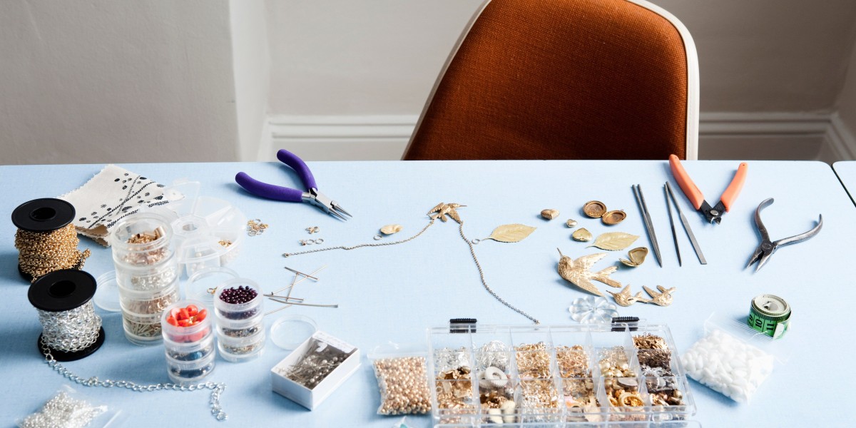 Oregon’s Sparkling Secret: The Jewelry Store That Turns Shoppers Into Creators and Style Lovers Into Collectors