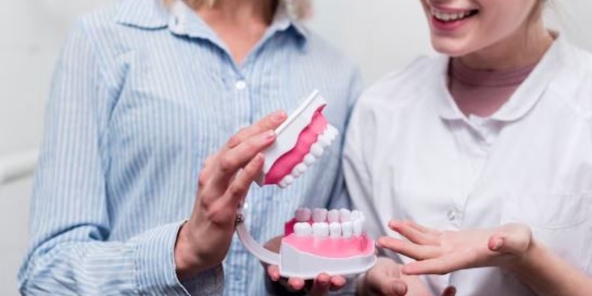 Comfortable and Natural Dentures Treatment for Missing Teeth Solutions