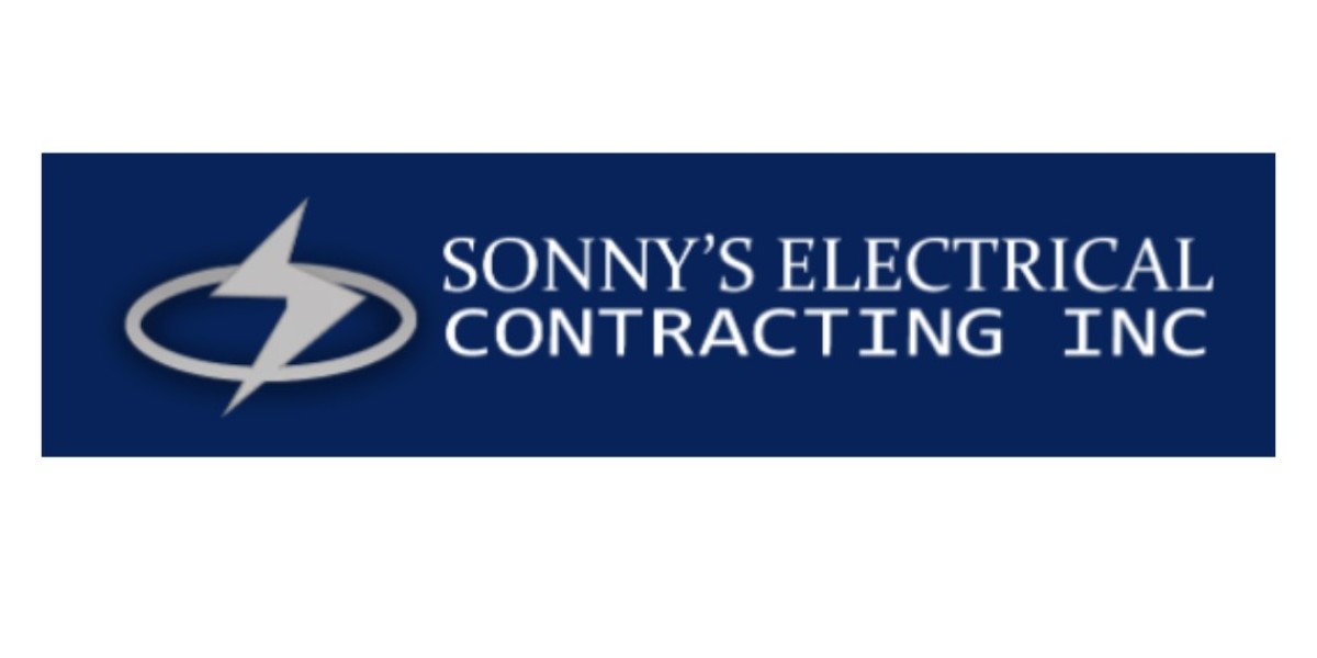 Residential Electrician vs. Emergency Electrician: Knowing When to Call Each Professional