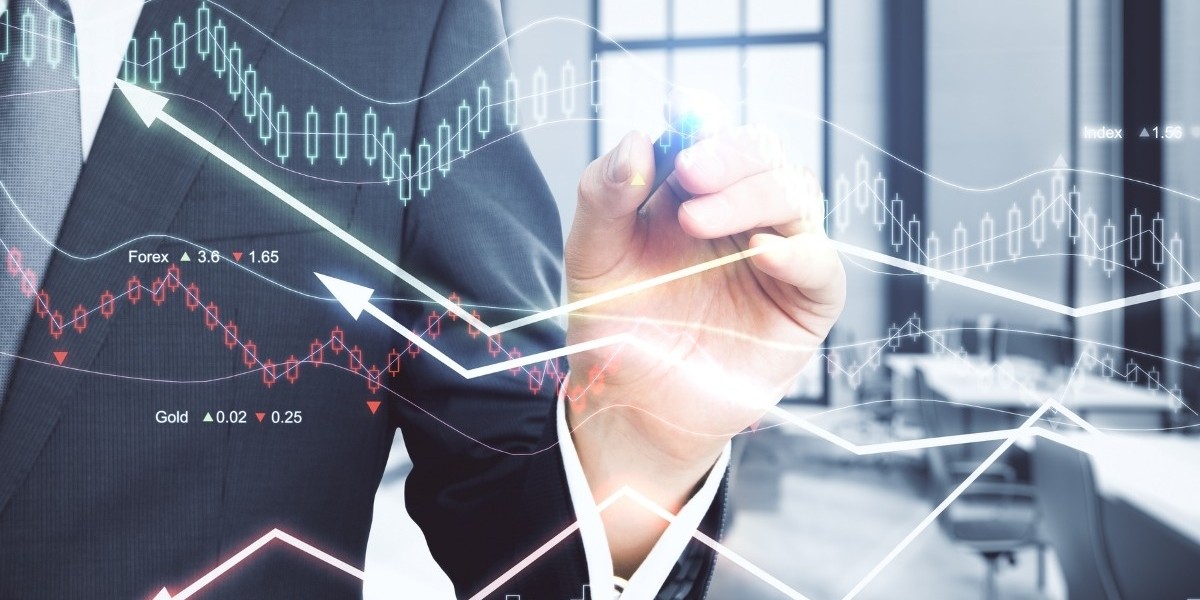 How to Become a FinTech Specialist: Career and Growth Pathway