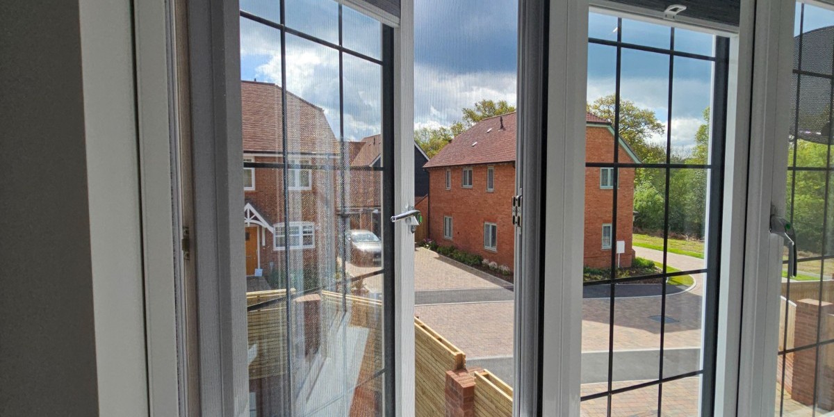 Fly Screen Blinds UK — Fresh Air Without the Bugs