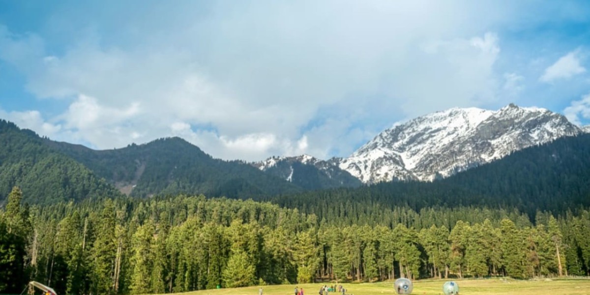 Srinagar to Pahalgam Taxi