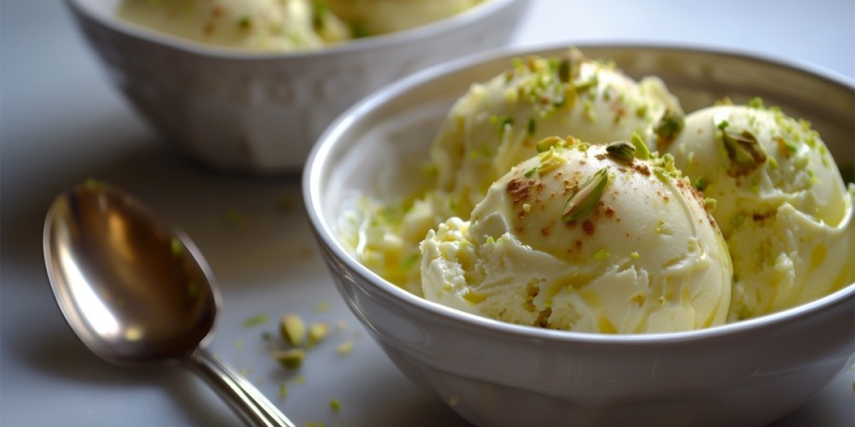 The Rise of Authentic Pistachio Khoya Kulfi in Canada: Tradition Meets Taste