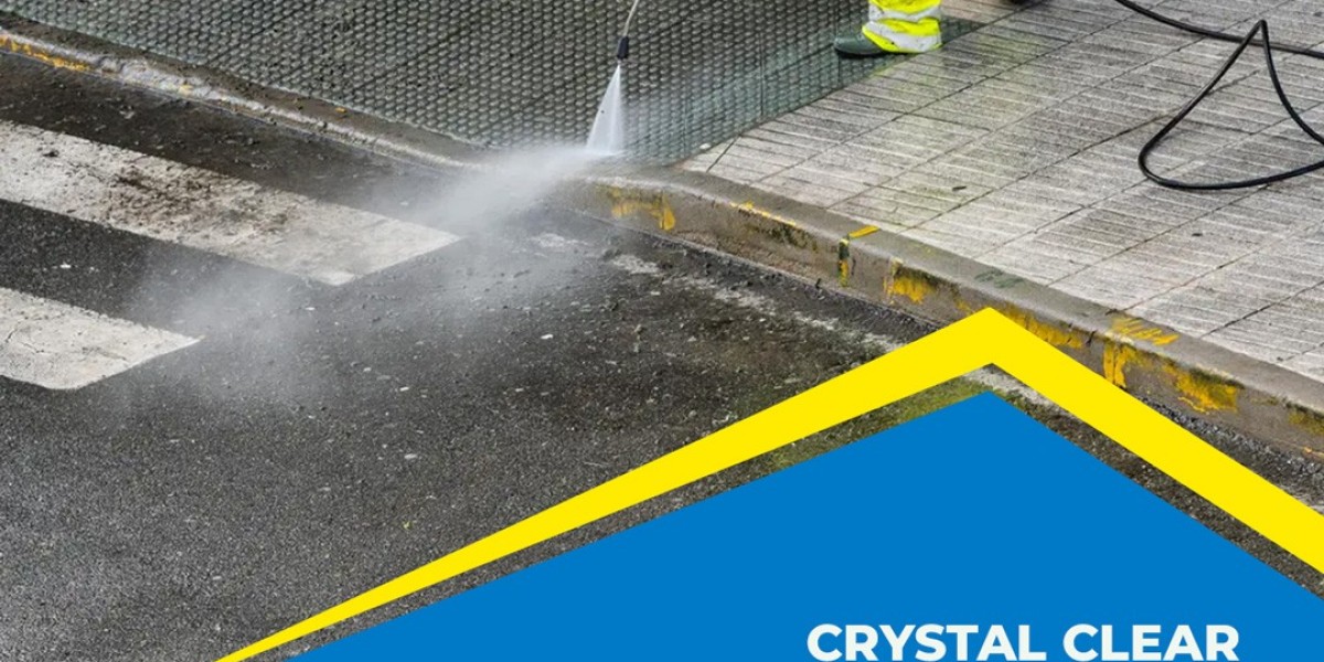 Soft Washing on the Gold Coast: The Gentle Cleaning Method That Delivers Big Results