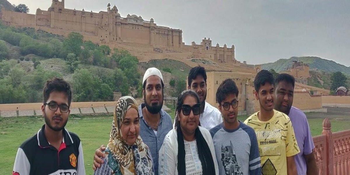 Discover the Magic of India with the Golden Triangle Tour Package by Hello India Tour