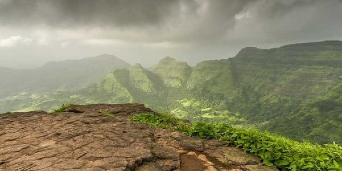 Surat to Matheran Taxi service