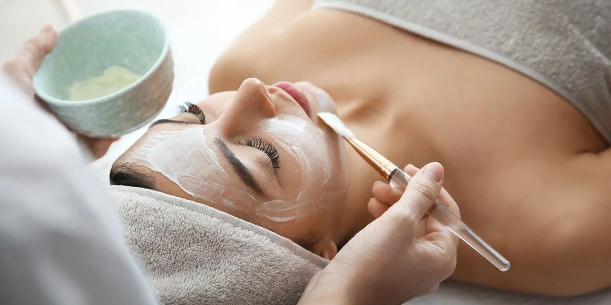 Facial in London, Ontario
