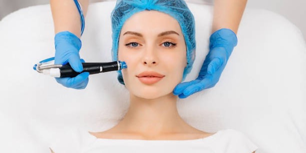 البوتوكس التجميلي والعلاجي في الرياض الاستخدامات والفوائد