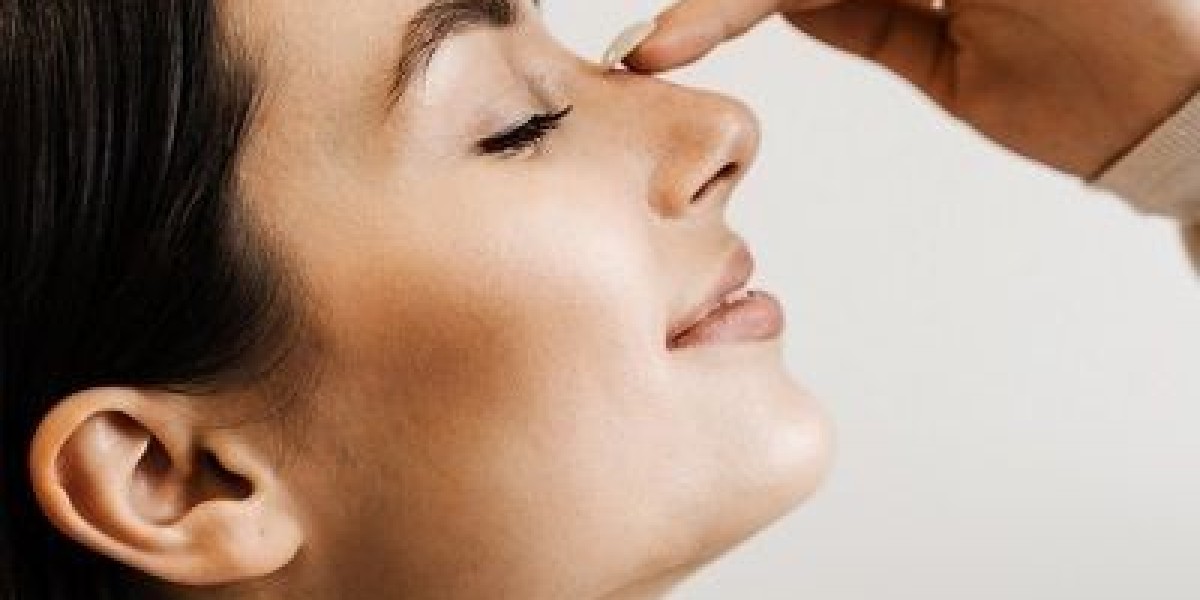 Rhinoplasty in Dubai: Non-Surgical Options Explained
