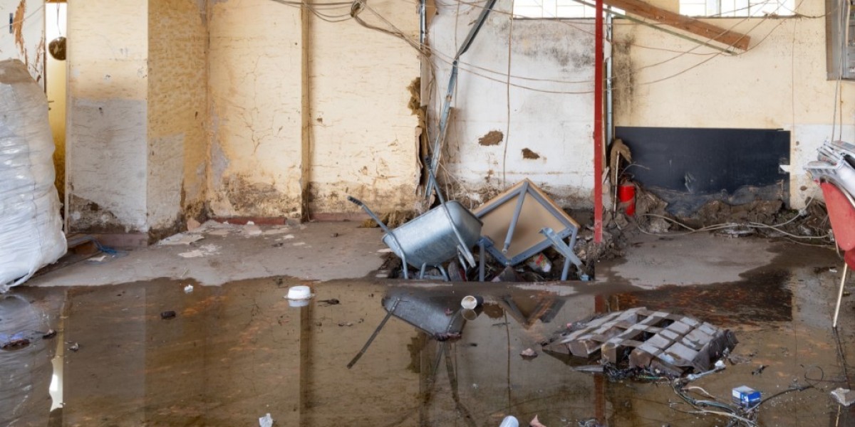How Palm Springs Water Damage Restoration Services Protect Your Investment Property?