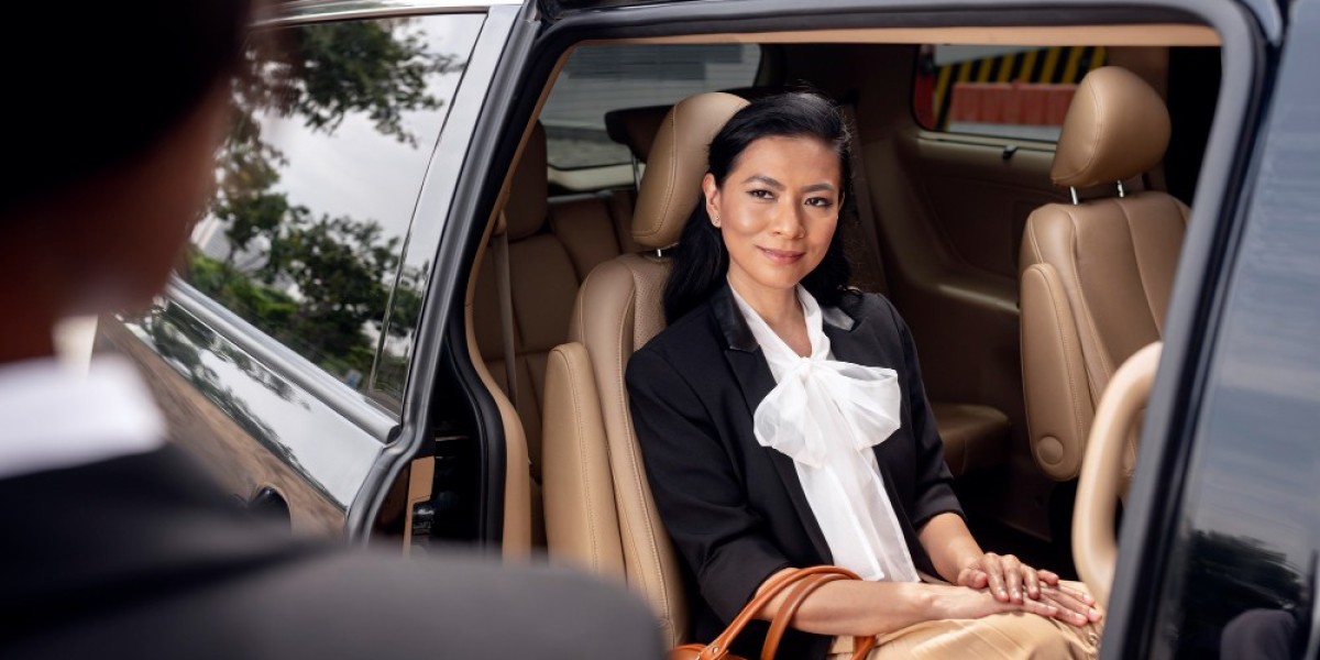 Find the Best Chauffeur Service Near You for a Comfortable Ride