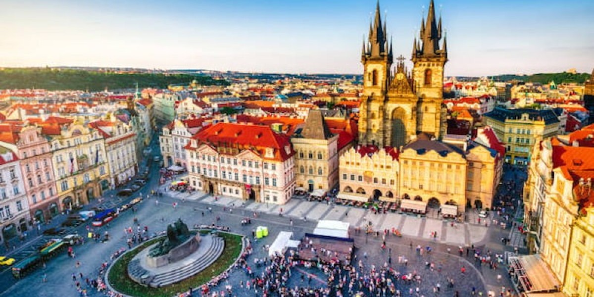 Prague Castle Tour: History, Tickets & Must-See Highlights
