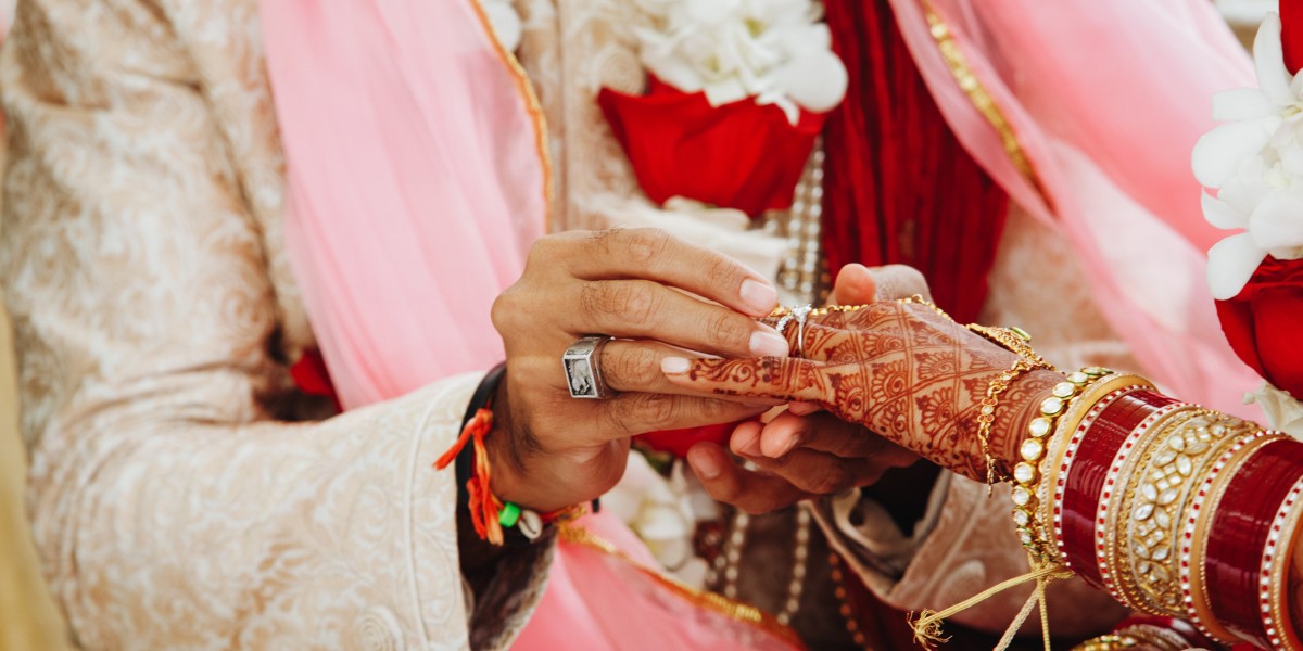 A Comprehensive Guide to Marathi Weddings