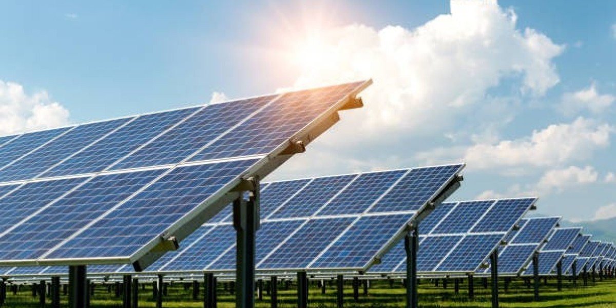 Boosting Solar Production with Dual Axis Technology: The Power of the Sunchaser8 Solar Tracker