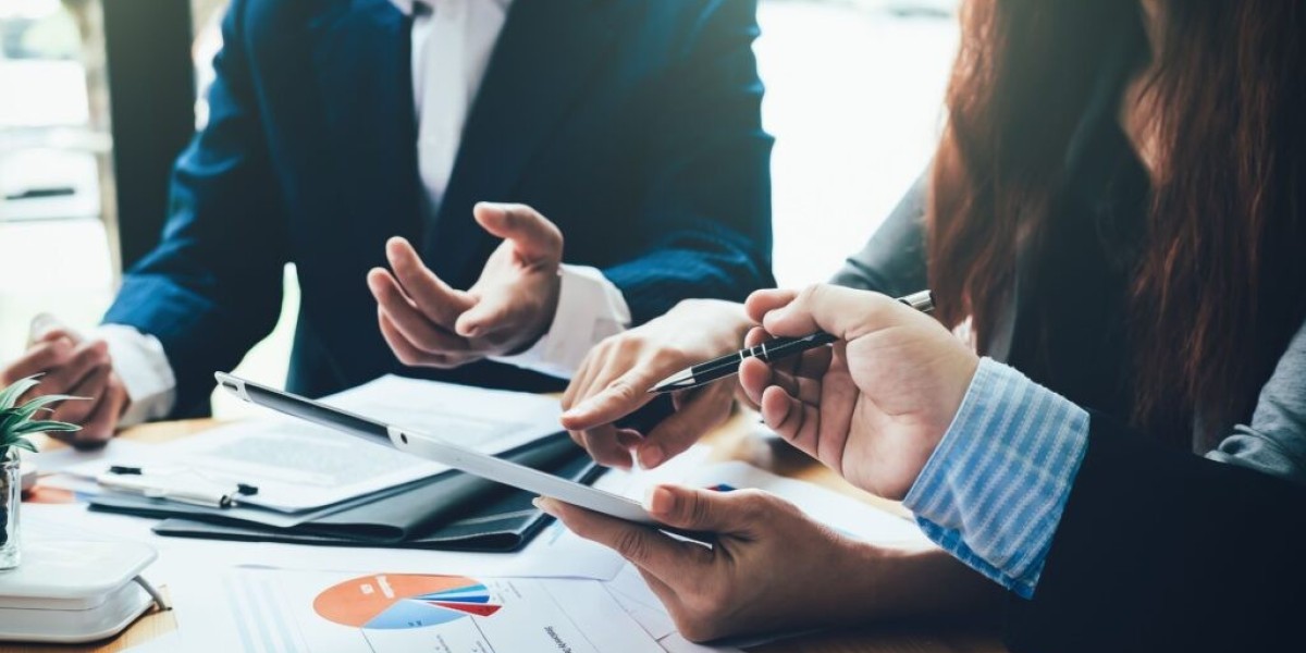 Storytelling in Business: Inspiring Teams and Clients