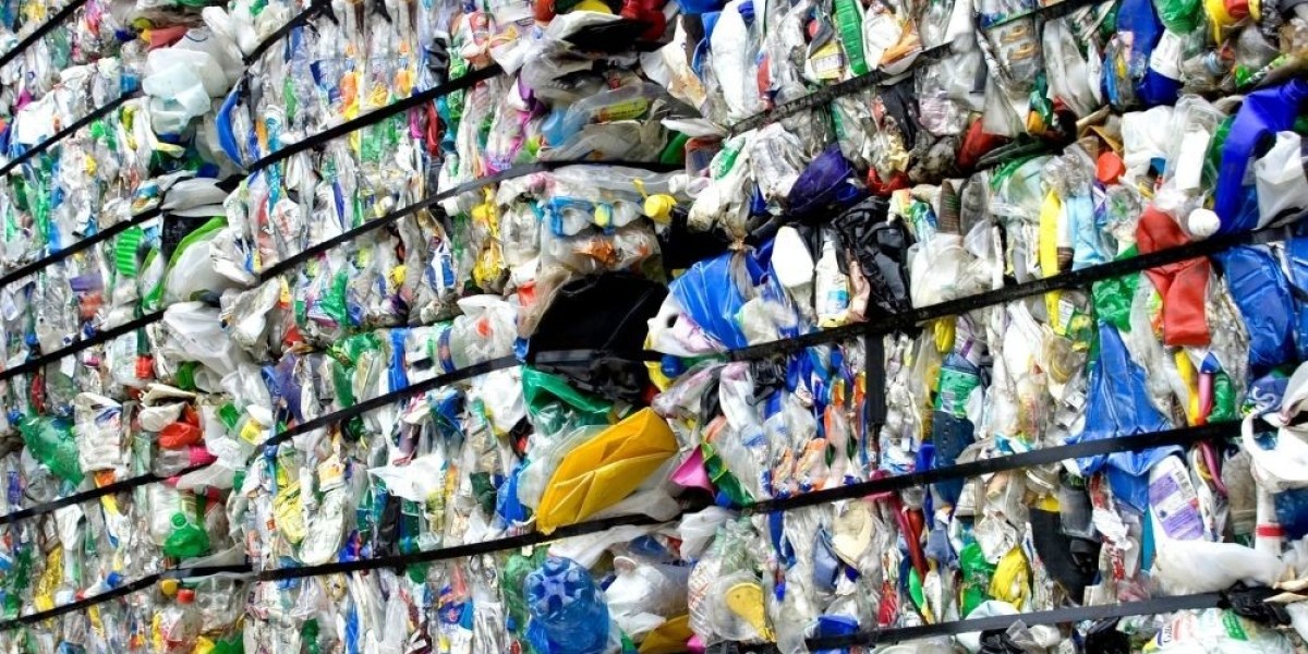 What Are the Latest Trends Shaping the Global Plastics Market?