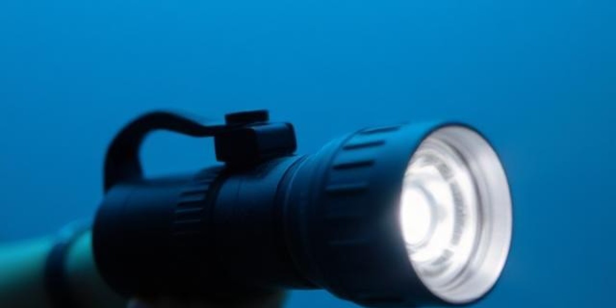 Diving Flashlight: Essential Guide for Safe Underwater Adventures