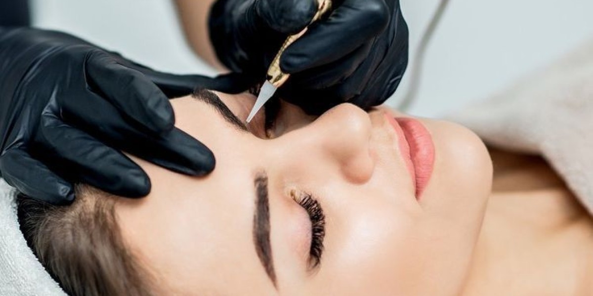 Botox in Dubai: Non-Invasive Solutions for Youthful Facial Contours