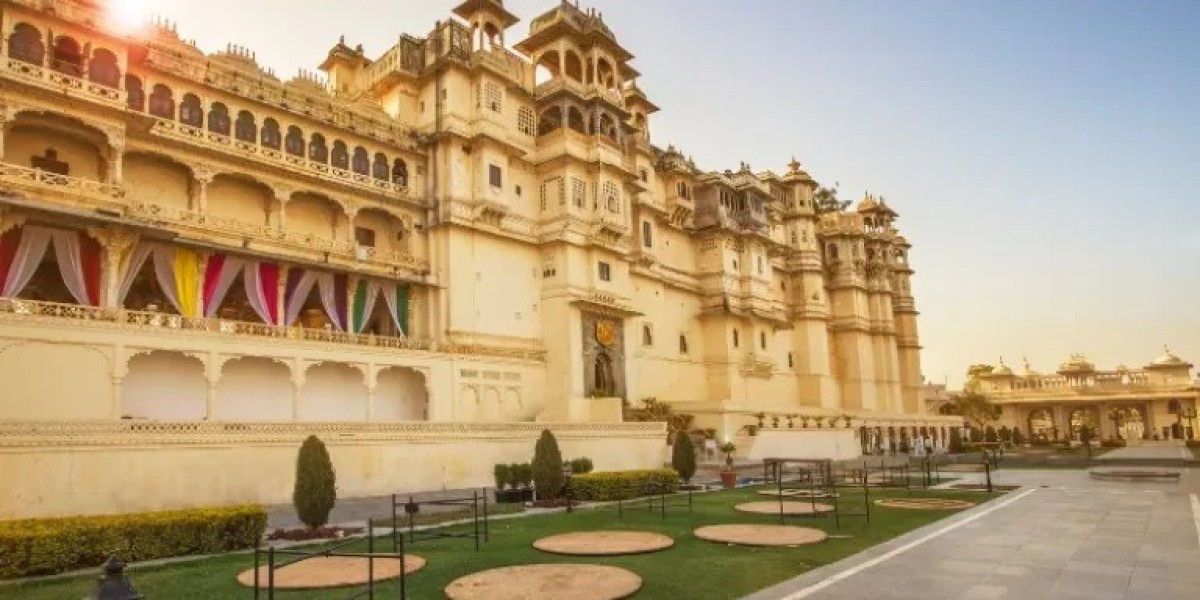 The Ultimate Guide to Rajasthan Tour Packages Designed by a Luxury Travel Agent in India