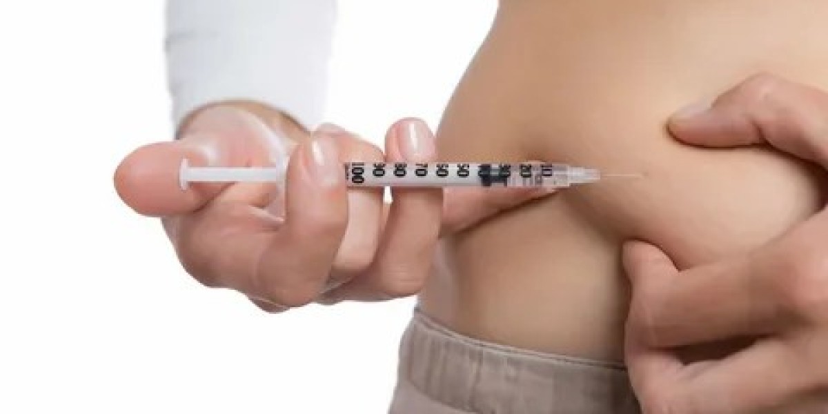 Achieve Sleek Thighs with Fat Melting Injection in Dubai