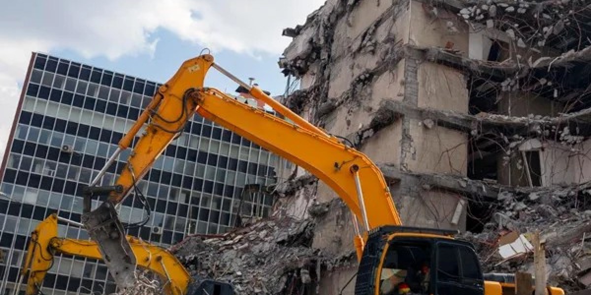 Residential Demolition Service: Expert Solutions for Safe and Efficient Home Removal