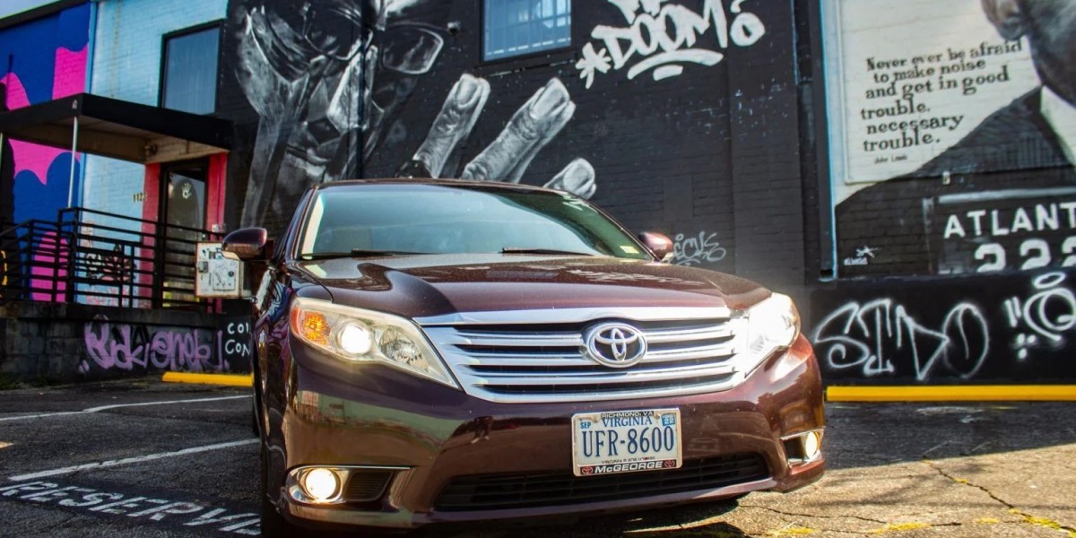Discover Luxury on Wheels: Toyota Avalon Rental Car for Your Next Trip