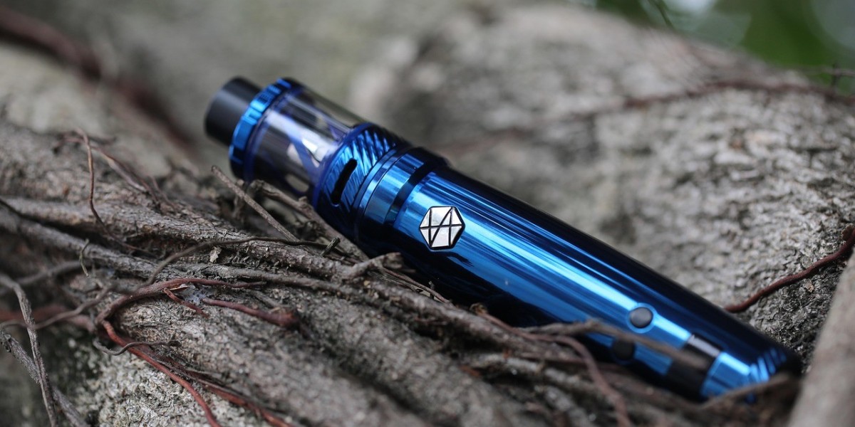 Style Meets Substance: Vape Packaging Influenced by Fashion Design
