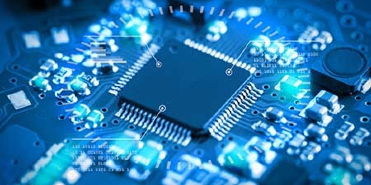 Competitive Landscape of the Organic Electronics Market