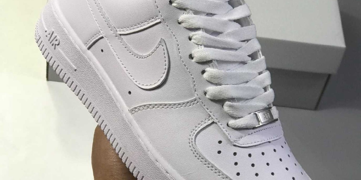 รีวิวรองเท้า adidas และ nike รุ่นยอดนิยมแห่งปีที่สายแฟชั่นต้องมี
