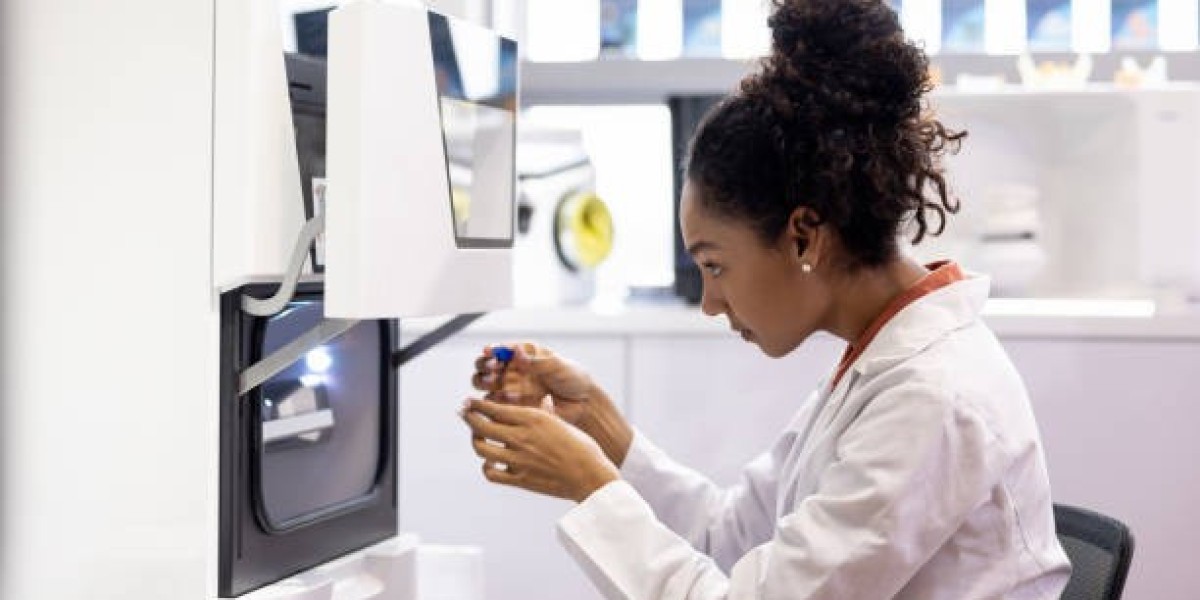 Why the 3D Bioprinting Market Is Growing Rapidly: Drivers, Challenges & Emerging Solutions