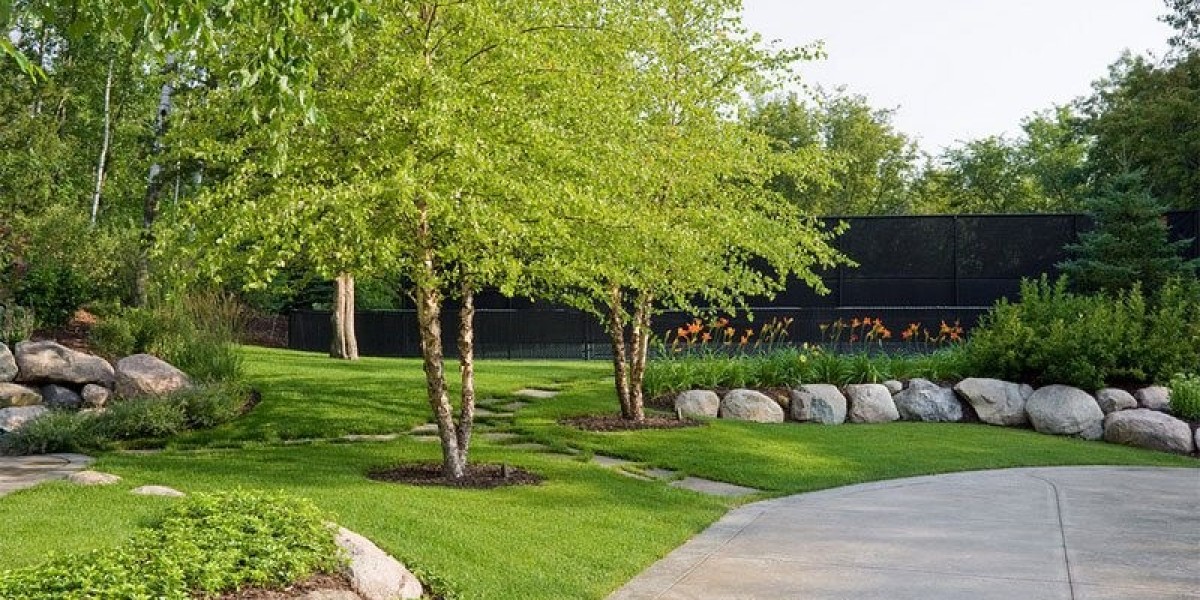 Quality Landscaping Services in Naugatuck – Transform Your Outdoor Space