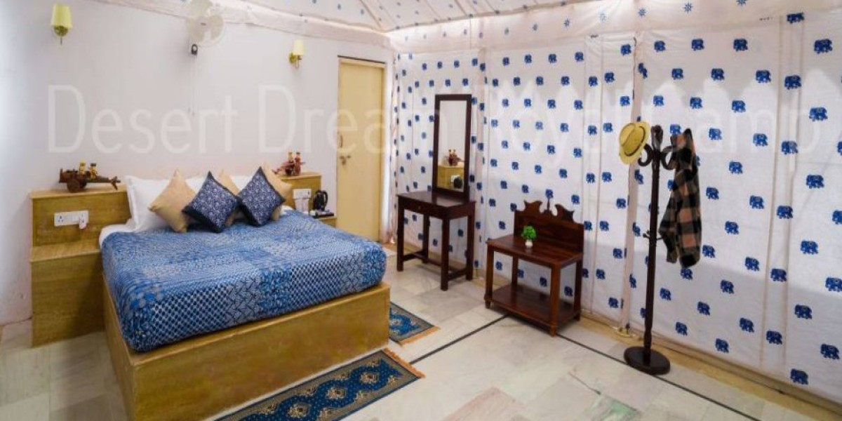The Golden City’s Hidden Retreat Under Canvas