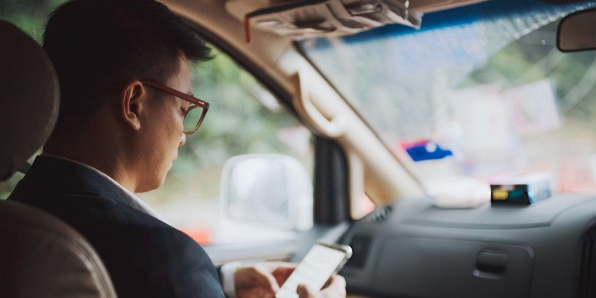Why Taxi Dispatch Software Is Essential for Modern Taxi Businesses
