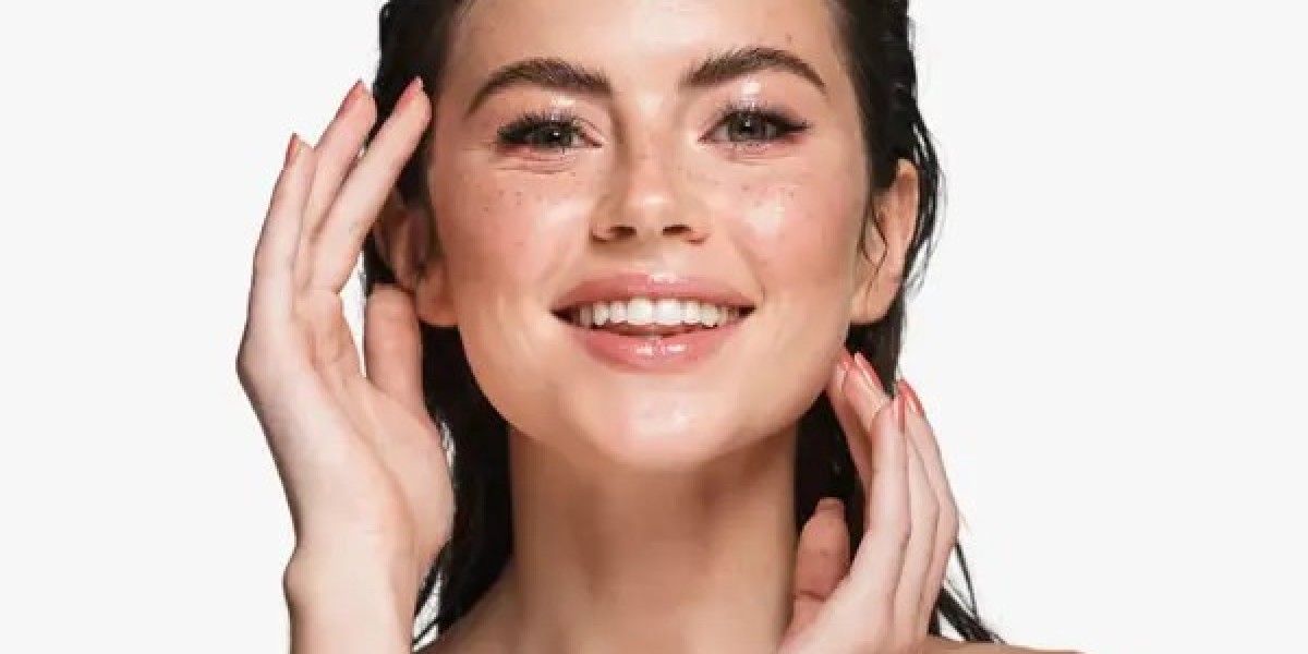 Smooth, Lift, Glow: Why Dubai Can’t Get Enough of Karisma Collagen