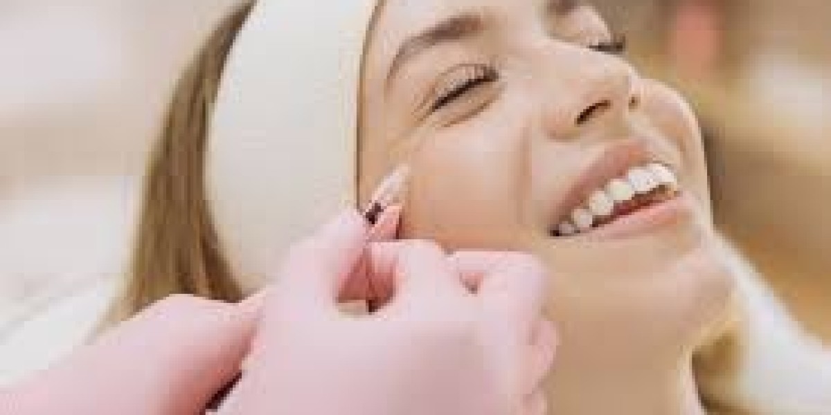 Botox Treatment – The Safest & Most Effective Solution for Anti-Aging in Pakistan