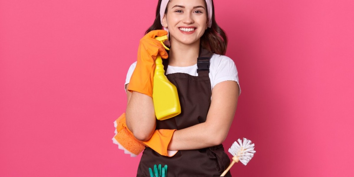 Move-In/Move-Out Cleaning Tips for a Hassle-Free Relocation in Dubai