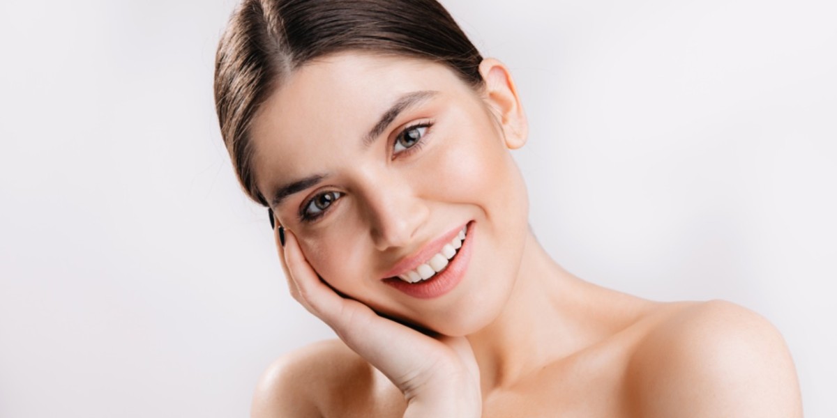 How the Glutathione Pill For Skin Whitening Works With Sunscreen