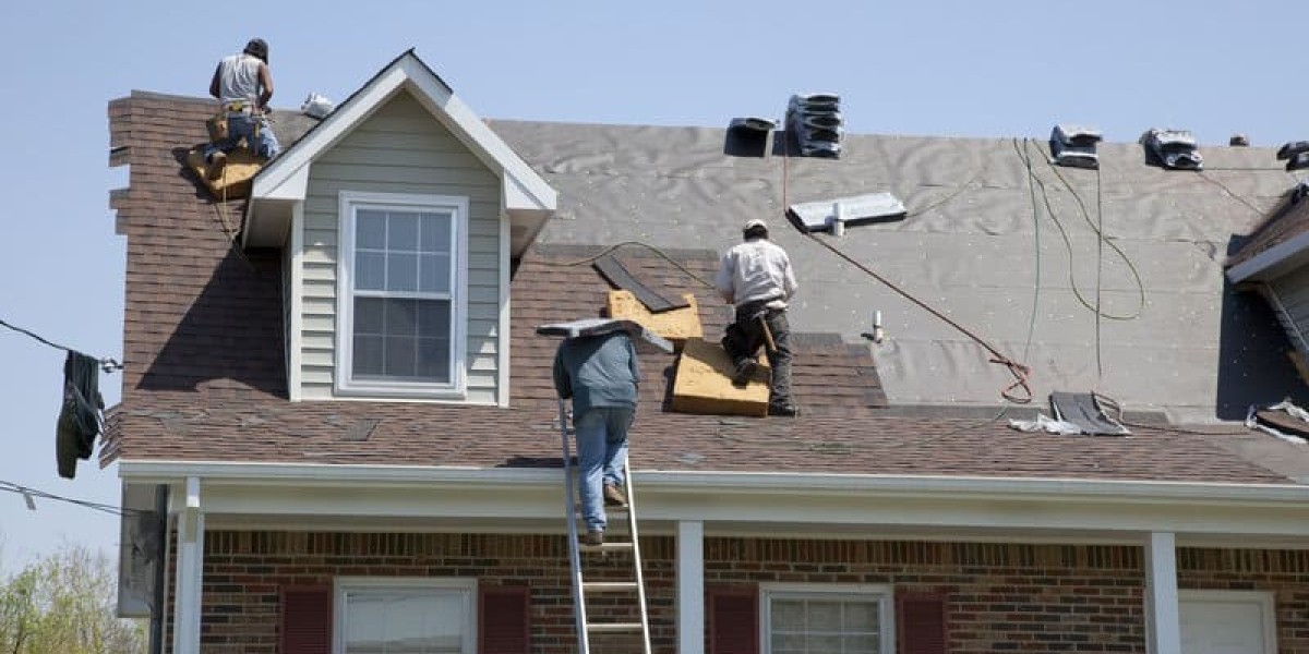 Danbury Commercial Roofing Solutions – Durable Roofs for Your Business