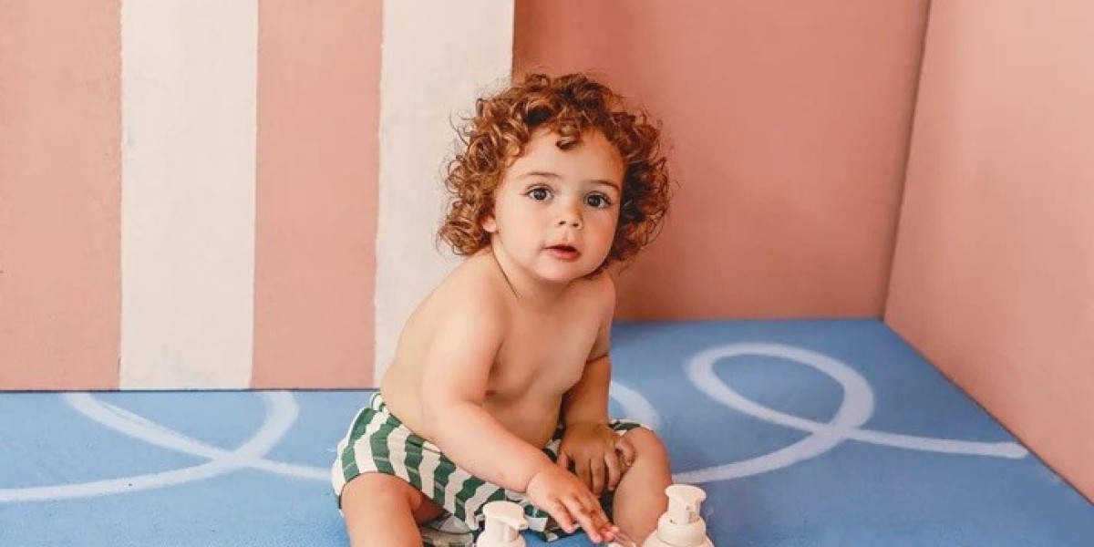 Nourishing and Mild Natural Baby Shampoo from Babyology Parents Trust