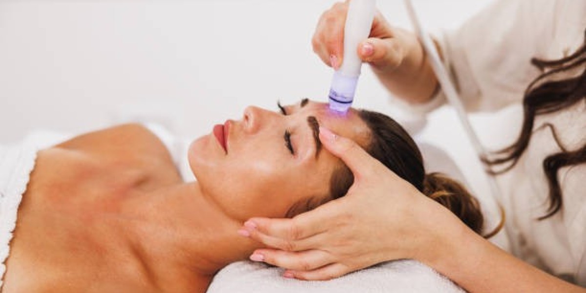 Glow Naturally with HydraFacial Treatment Dubai