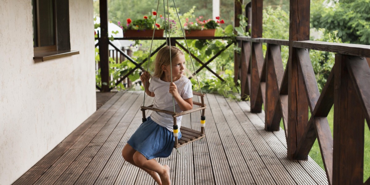 Your Urban Oasis Awaits: It’s All About the Deck
