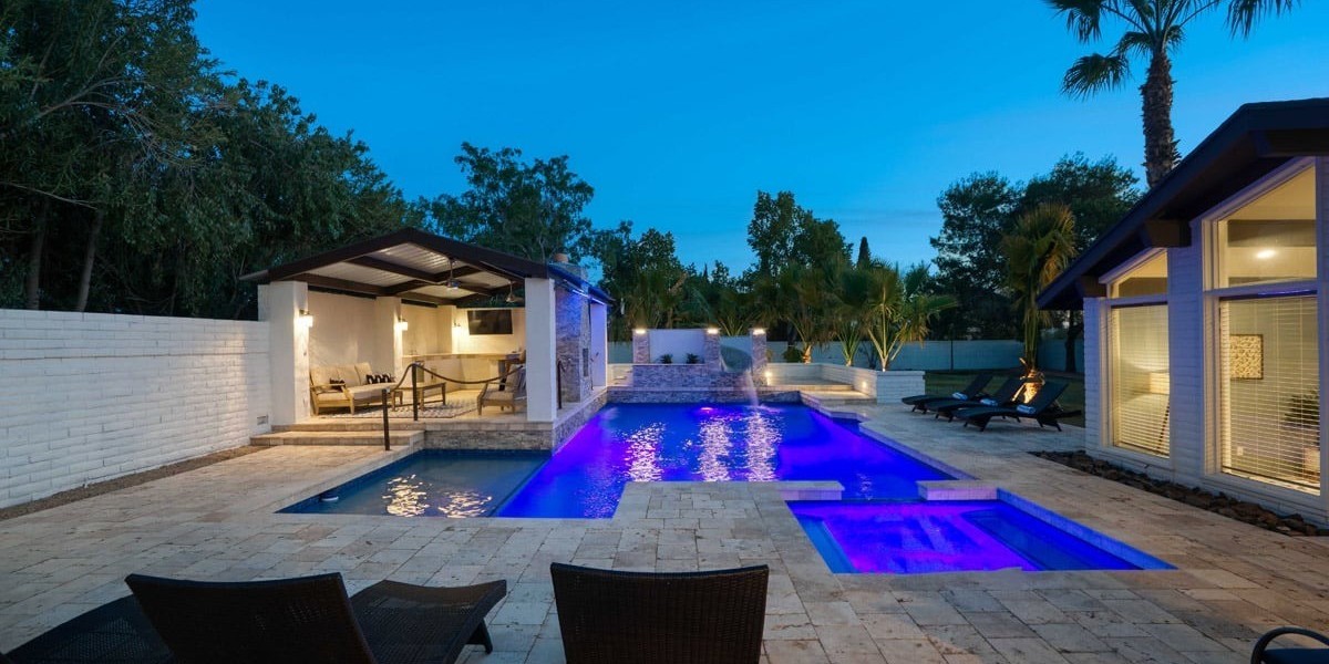 Modern Trends in Custom Swimming Pool Design