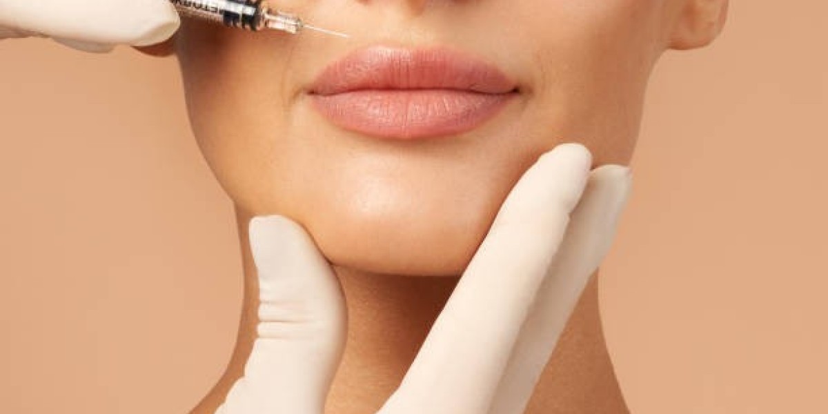 Fillers in Dubai: Smooth Wrinkles for Youthful Skin Today