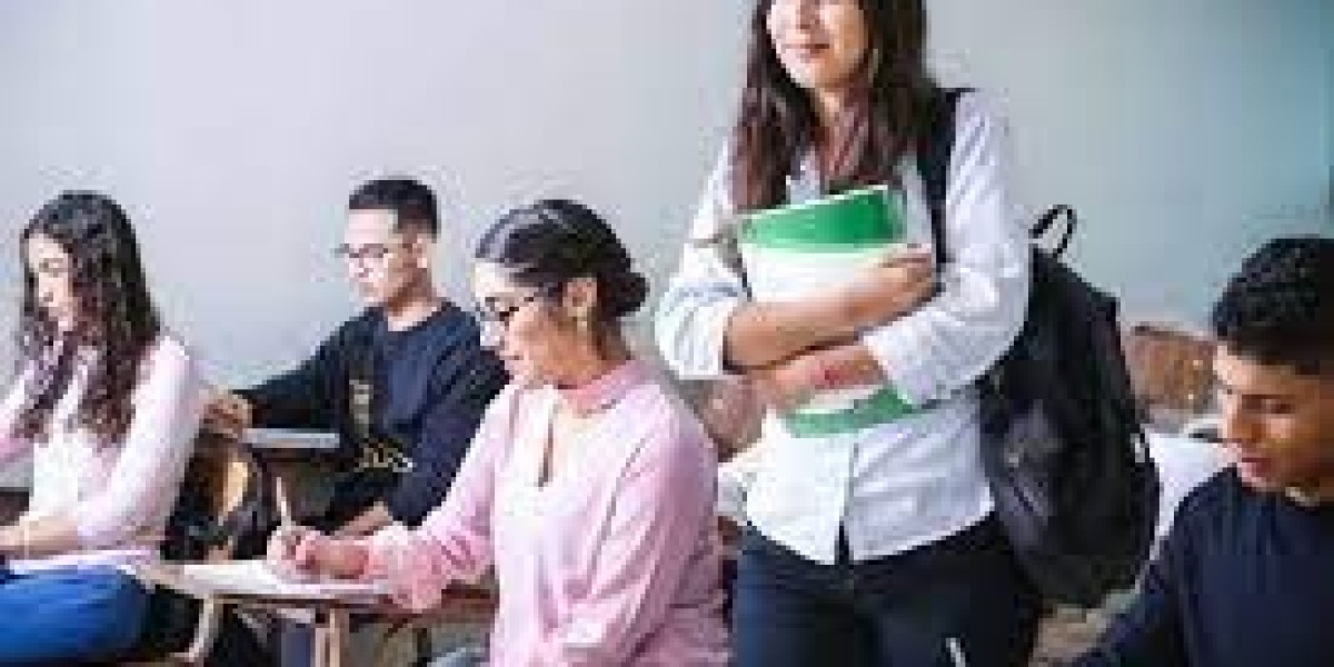 Why Online Notes Are Becoming the First Choice for UAE Students